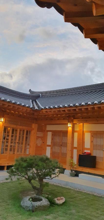 Bed and Breakfast SiEunJae Gyeongju Exterior foto